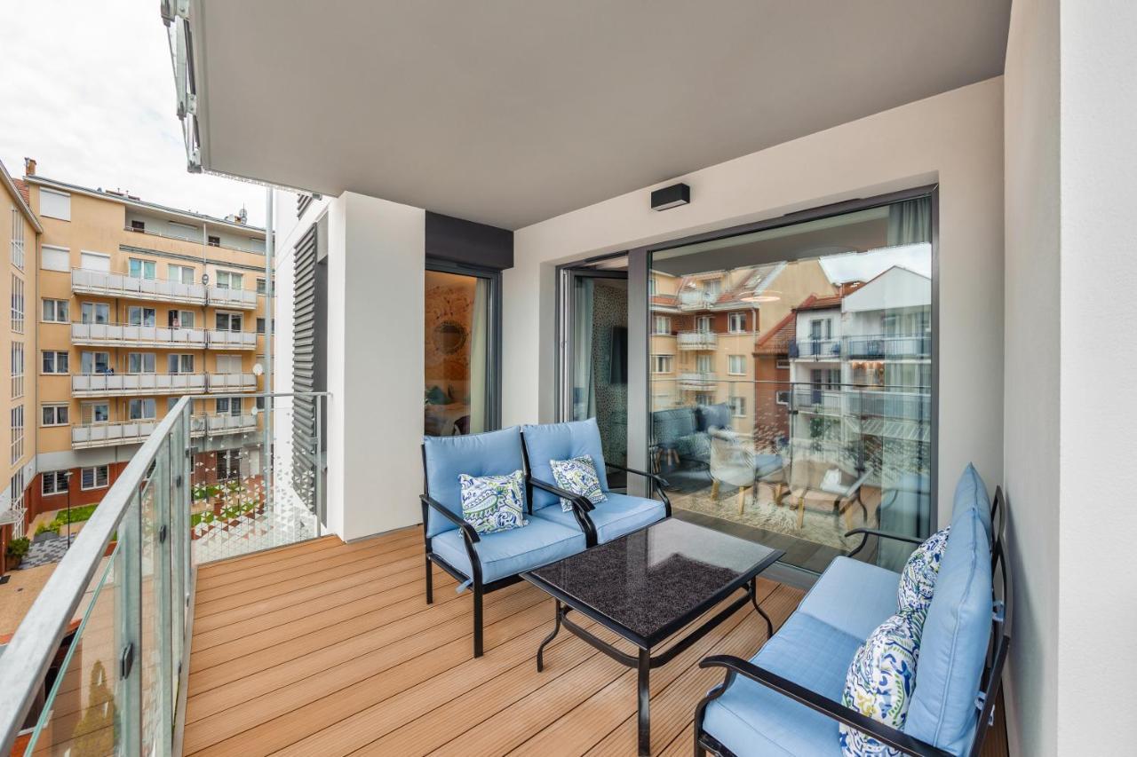 Apartamenty Sun & Snow Nadmorskie Tarasy Z Basenem Kolobrzeg Exterior photo