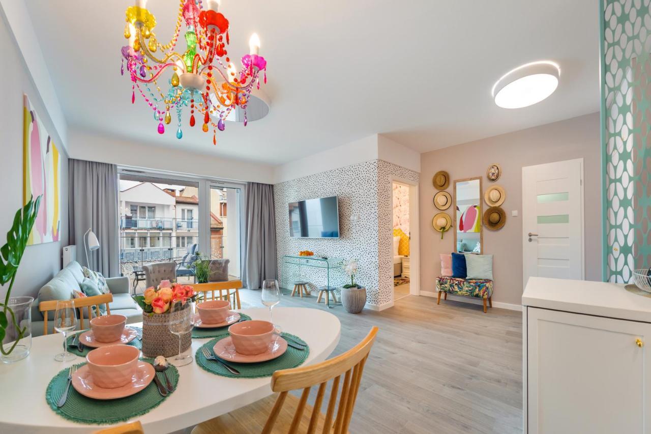 Apartamenty Sun & Snow Nadmorskie Tarasy Z Basenem Kolobrzeg Exterior photo