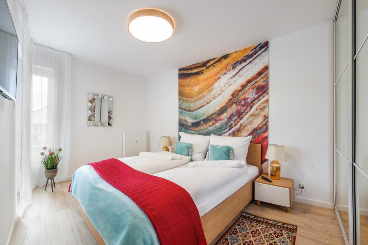 Apartamenty Sun & Snow Nadmorskie Tarasy Z Basenem Kolobrzeg Exterior photo