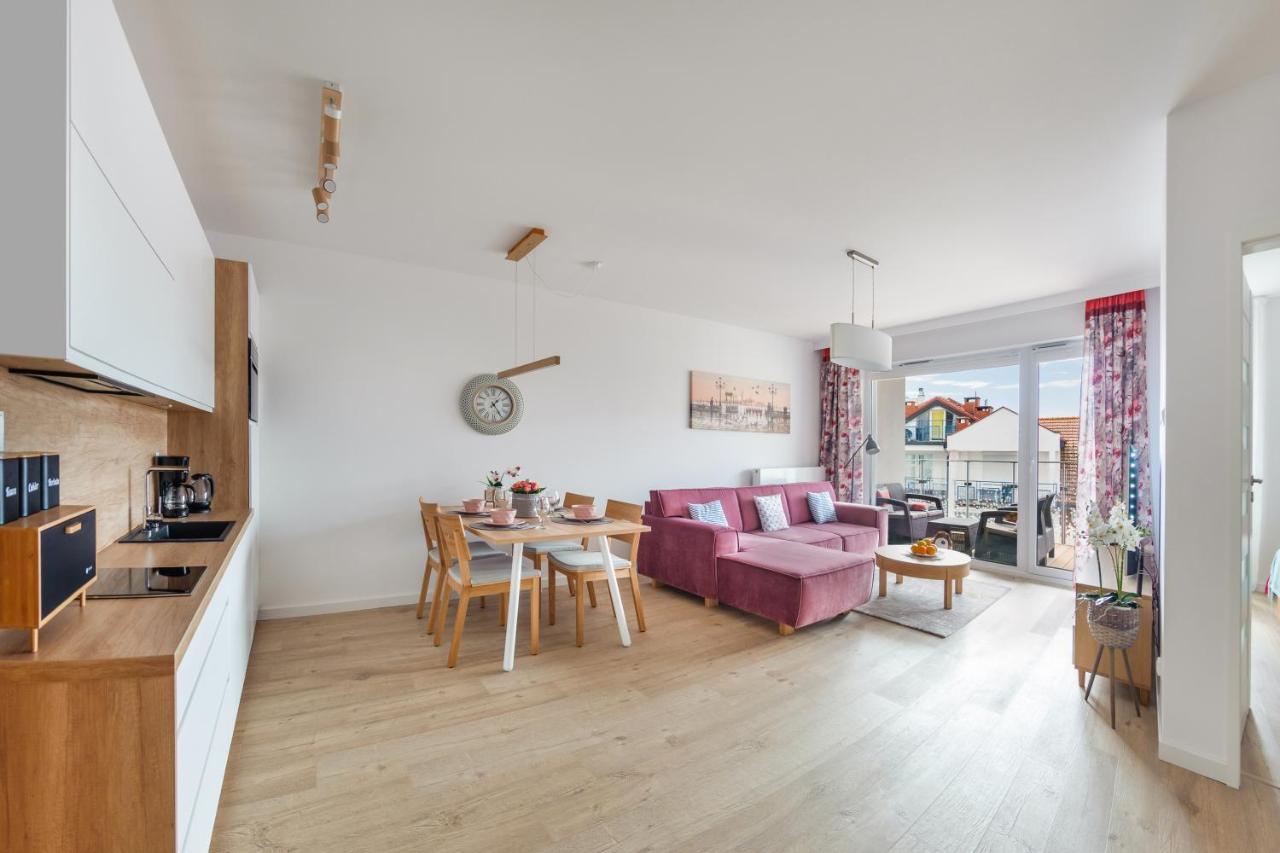 Apartamenty Sun & Snow Nadmorskie Tarasy Z Basenem Kolobrzeg Exterior photo