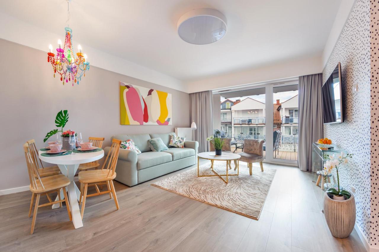 Apartamenty Sun & Snow Nadmorskie Tarasy Z Basenem Kolobrzeg Exterior photo