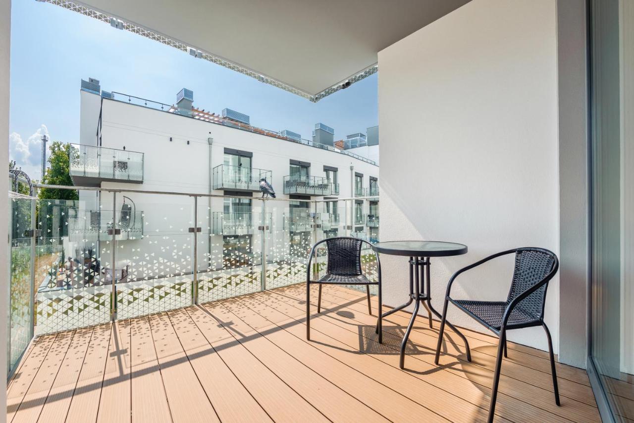 Apartamenty Sun & Snow Nadmorskie Tarasy Z Basenem Kolobrzeg Exterior photo