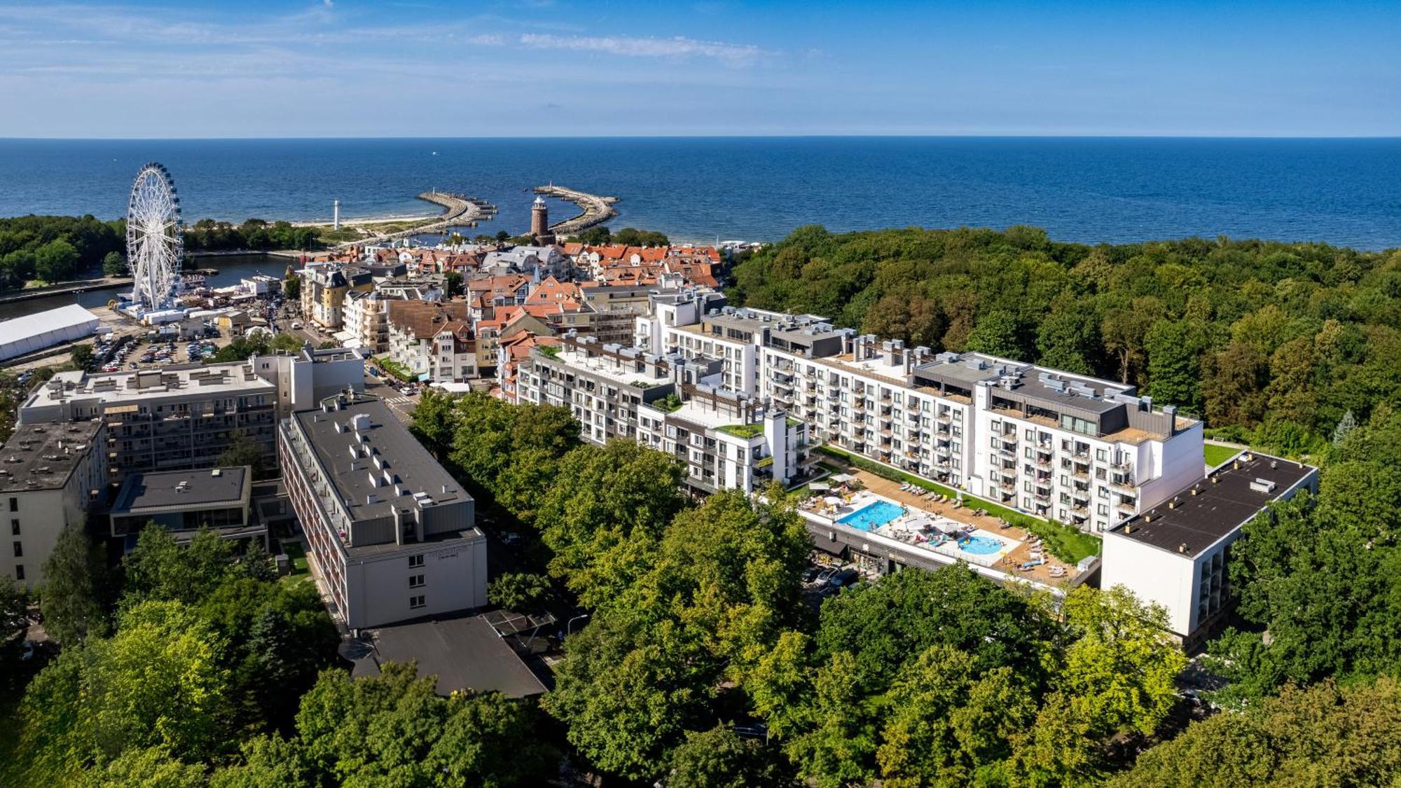 Apartamenty Sun & Snow Nadmorskie Tarasy Z Basenem Kolobrzeg Exterior photo